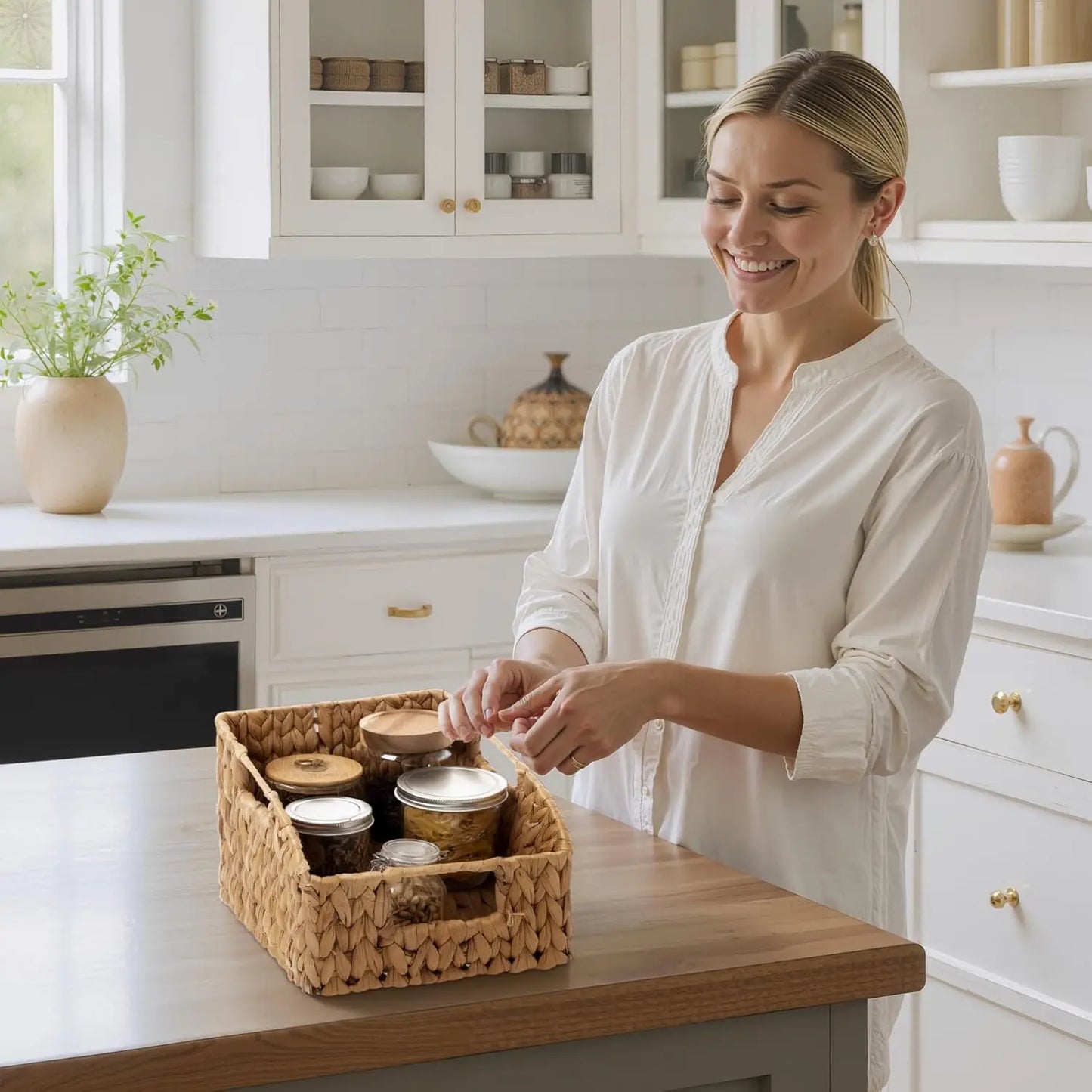 Natural Wicker Storage Baskets With Handles 2-Pack For Home Organization